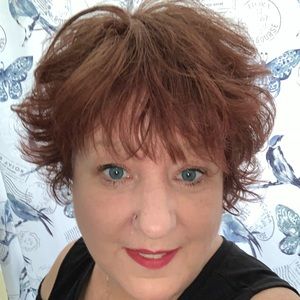 Meet your Posher, Cathy